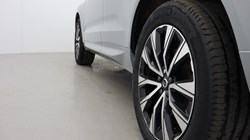2025 (25) Volvo Xc60 2.0 B5P Plus Dark 5dr AWD Geartronic 5333455