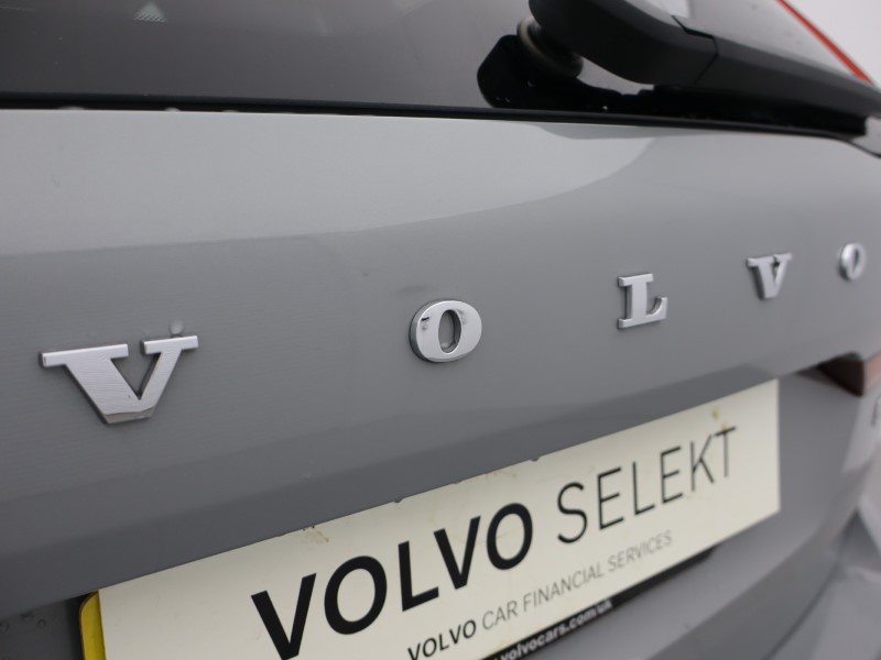 2025 (25) Volvo Xc60 2.0 B5P Plus Dark 5dr AWD Geartronic 5333451