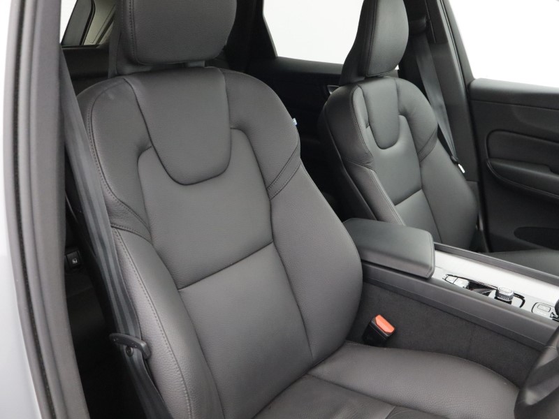 2025 (25) Volvo Xc60 2.0 B5P Plus Dark 5dr AWD Geartronic 5333469