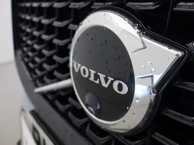 2025 (25) Volvo Xc60 2.0 B5P Plus Dark 5dr AWD Geartronic 5333446