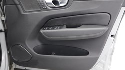 2025 (25) Volvo Xc60 2.0 B5P Plus Dark 5dr AWD Geartronic 5333461
