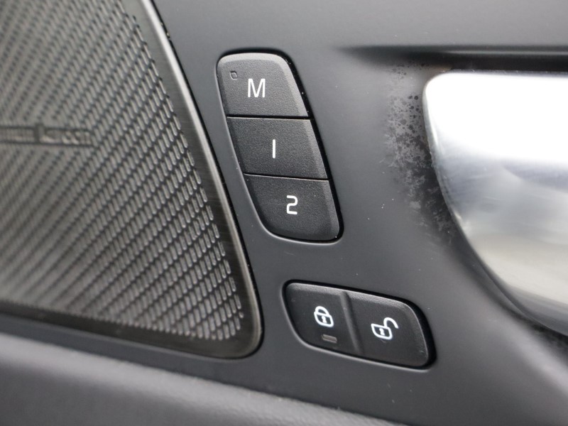 2025 (25) Volvo Xc60 2.0 B5P Plus Dark 5dr AWD Geartronic 5333465