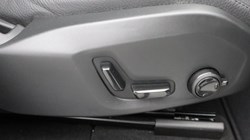 2025 (25) Volvo Xc60 2.0 B5P Plus Dark 5dr AWD Geartronic 5333467