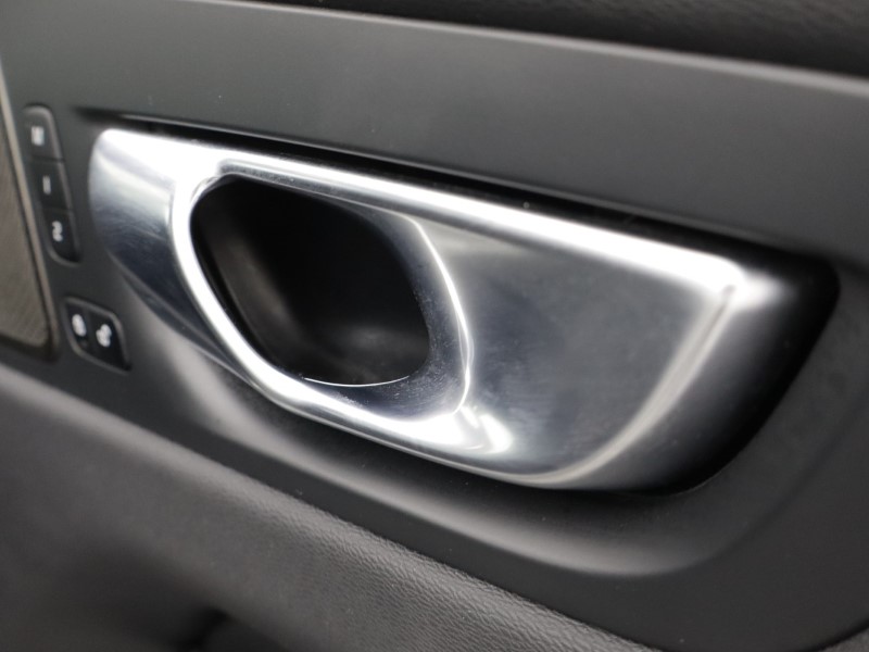 2025 (25) Volvo Xc60 2.0 B5P Plus Dark 5dr AWD Geartronic 5333464