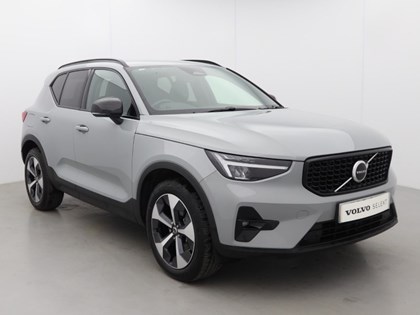 2025 (25) VOLVO XC40 2.0 B4P Plus Dark 5dr Auto