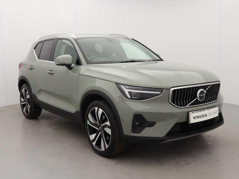 2025 (25) VOLVO XC40 2.0 B3P Ultra Dark 5dr Auto