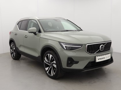 2025 (25) VOLVO XC40 2.0 B3P Ultra Dark 5dr Auto