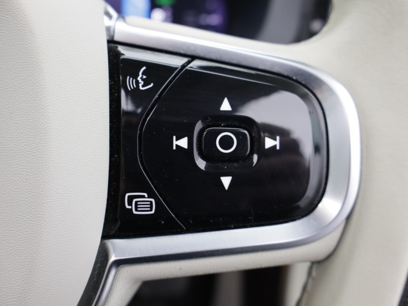 2023 (73) VOLVO XC60 2.0 T8 [455] RC PHEV Ultimate Dark 5dr AWD Gtron 5395105