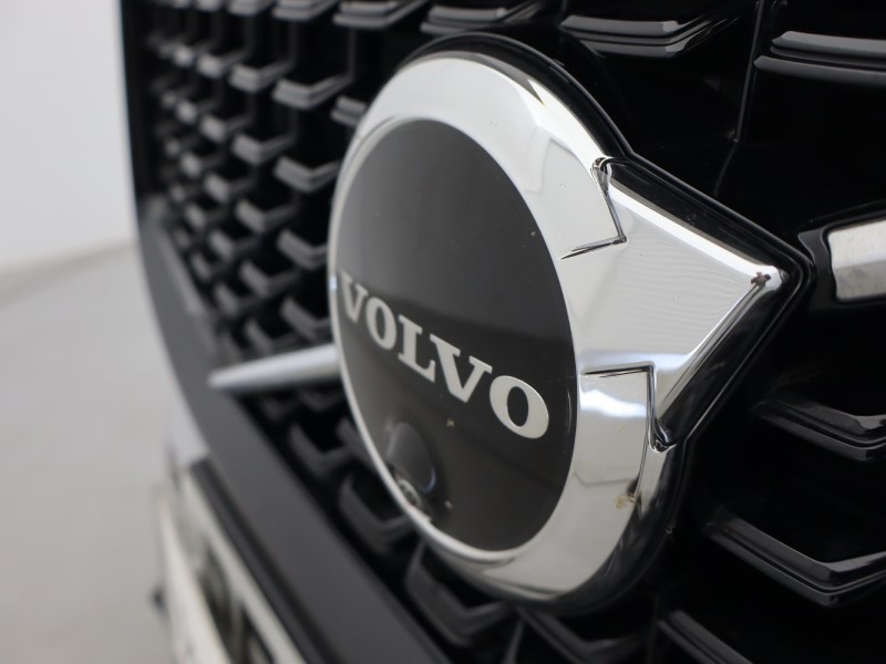 2023 (73) VOLVO XC60 2.0 T8 [455] RC PHEV Ultimate Dark 5dr AWD Gtron 5395071