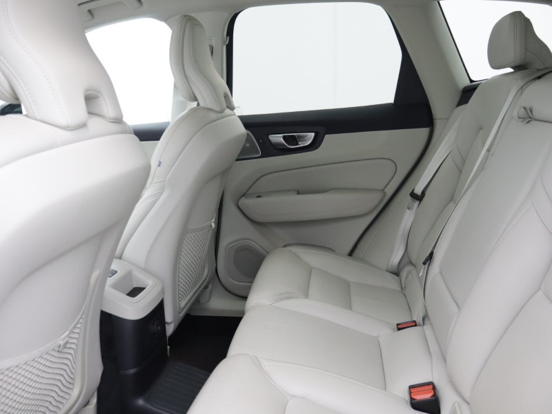 2023 (73) VOLVO XC60 2.0 T8 [455] RC PHEV Ultimate Dark 5dr AWD Gtron 5395164