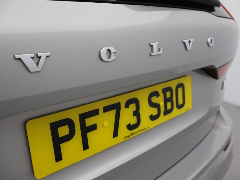 2023 (73) VOLVO XC60 2.0 T8 [455] RC PHEV Ultimate Dark 5dr AWD Gtron 5395075