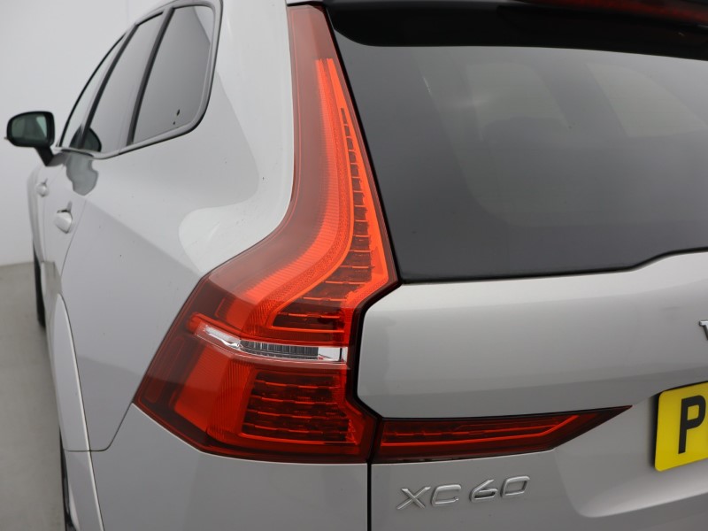 2023 (73) VOLVO XC60 2.0 T8 [455] RC PHEV Ultimate Dark 5dr AWD Gtron 5395074