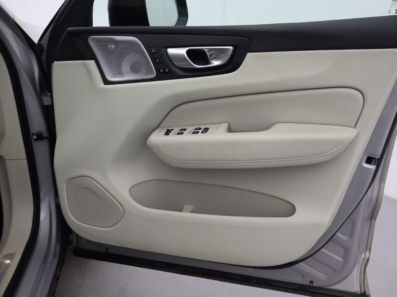 2023 (73) VOLVO XC60 2.0 T8 [455] RC PHEV Ultimate Dark 5dr AWD Gtron 5395082