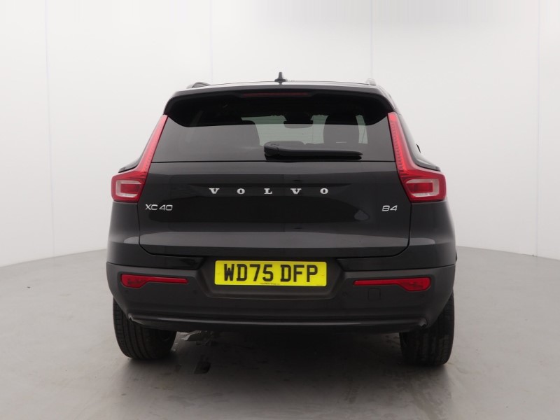 2025 (75) VOLVO XC40 2.0 B4P Ultra Dark 5dr Auto 5396330