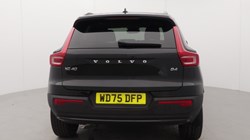 2025 (75) VOLVO XC40 2.0 B4P Ultra Dark 5dr Auto 5396330