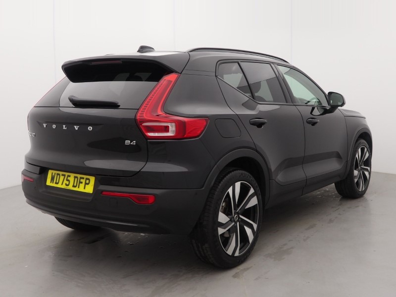 2025 (75) VOLVO XC40 2.0 B4P Ultra Dark 5dr Auto 5396334