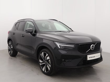 2025 (75) VOLVO XC40 2.0 B4P Ultra Dark 5dr Auto