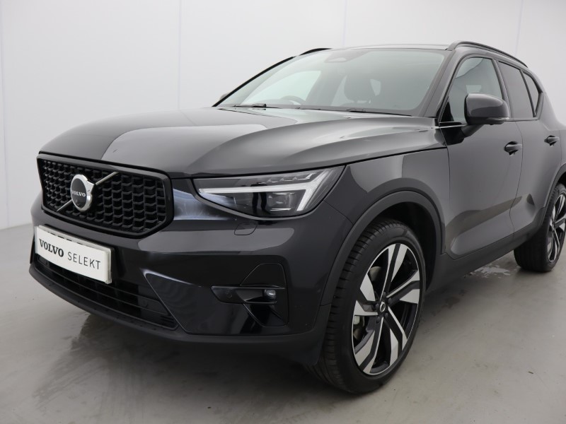 2025 (75) VOLVO XC40 2.0 B4P Ultra Dark 5dr Auto 5396337