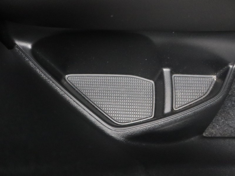 2025 (75) VOLVO XC40 2.0 B4P Ultra Dark 5dr Auto 5396368