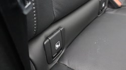 2025 (75) VOLVO XC40 2.0 B4P Ultra Dark 5dr Auto 5396370