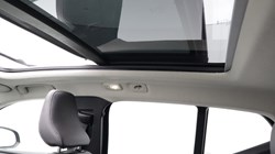 2025 (75) VOLVO XC40 2.0 B4P Ultra Dark 5dr Auto 5396363