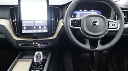 2026 (26) VOLVO XC60 2.0 B5P Plus Dark 5dr AWD Geartronic 5516351