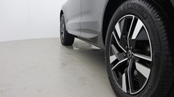 2026 (26) VOLVO XC60 2.0 B5P Plus Dark 5dr AWD Geartronic 5516328