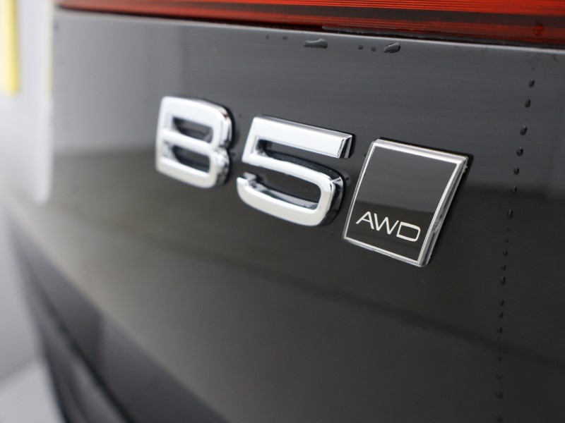 2026 (26) VOLVO XC60 2.0 B5P Plus Dark 5dr AWD Geartronic 5516322