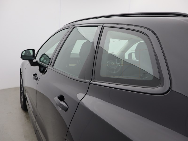 2026 (26) VOLVO XC60 2.0 B5P Plus Dark 5dr AWD Geartronic 5516326