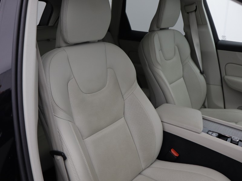 2023 (73) VOLVO XC60 2.0 B5P Ultimate Dark 5dr AWD Geartronic 5403482