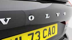 2023 (73) VOLVO XC60 2.0 B5P Ultimate Dark 5dr AWD Geartronic 5403463