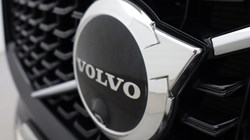 2023 (73) VOLVO XC60 2.0 B5P Ultimate Dark 5dr AWD Geartronic 5403458