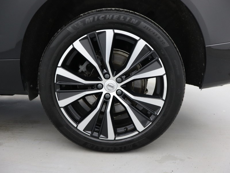 2023 (73) VOLVO XC60 2.0 B5P Ultimate Dark 5dr AWD Geartronic 5403468
