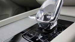 2023 (73) VOLVO XC60 2.0 B5P Ultimate Dark 5dr AWD Geartronic 5403509