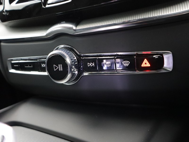 2024 (24) VOLVO XC60 2.0 B5P Plus Dark 5dr AWD Geartronic 5410354