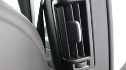 2024 (24) VOLVO XC60 2.0 B5P Plus Dark 5dr AWD Geartronic 5410337