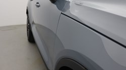 2020 (20) VOLVO XC40 1.5 T5 Recharge PHEV R DESIGN Pro 5dr Auto 5424861
