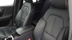 2020 (20) VOLVO XC40 1.5 T5 Recharge PHEV R DESIGN Pro 5dr Auto 5424885