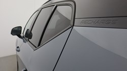 2020 (20) VOLVO XC40 1.5 T5 Recharge PHEV R DESIGN Pro 5dr Auto 5424869