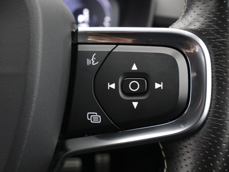 2020 (20) VOLVO XC40 1.5 T5 Recharge PHEV R DESIGN Pro 5dr Auto 5424897
