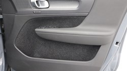 2020 (20) VOLVO XC40 1.5 T5 Recharge PHEV R DESIGN Pro 5dr Auto 5424874