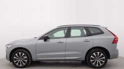 2025 (25) VOLVO XC60 2.0 B5P Plus Dark 5dr AWD Geartronic 5406003