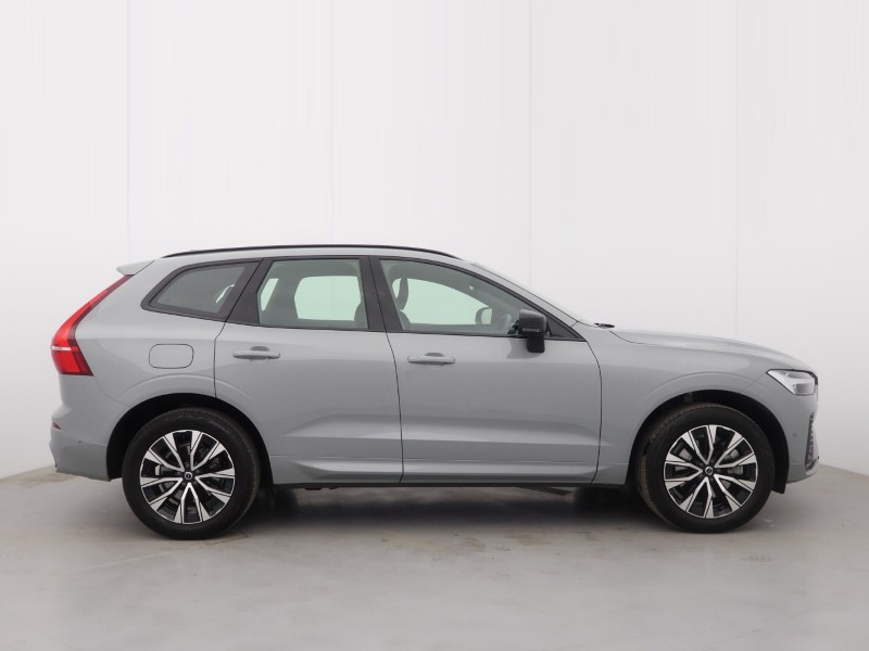 2025 (25) VOLVO XC60 2.0 B5P Plus Dark 5dr AWD Geartronic 5406004