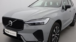 2025 (25) VOLVO XC60 2.0 B5P Plus Dark 5dr AWD Geartronic 5406009