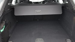 2025 (25) VOLVO XC60 2.0 B5P Plus Dark 5dr AWD Geartronic 5406017