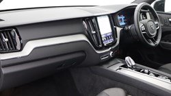 2025 (25) VOLVO XC60 2.0 B5P Plus Dark 5dr AWD Geartronic 5406037