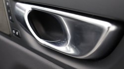 2025 (25) VOLVO XC60 2.0 B5P Plus Dark 5dr AWD Geartronic 5406029