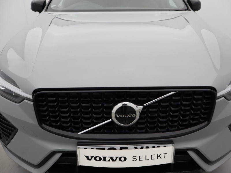2025 (25) VOLVO XC60 2.0 B5P Plus Dark 5dr AWD Geartronic 5406011