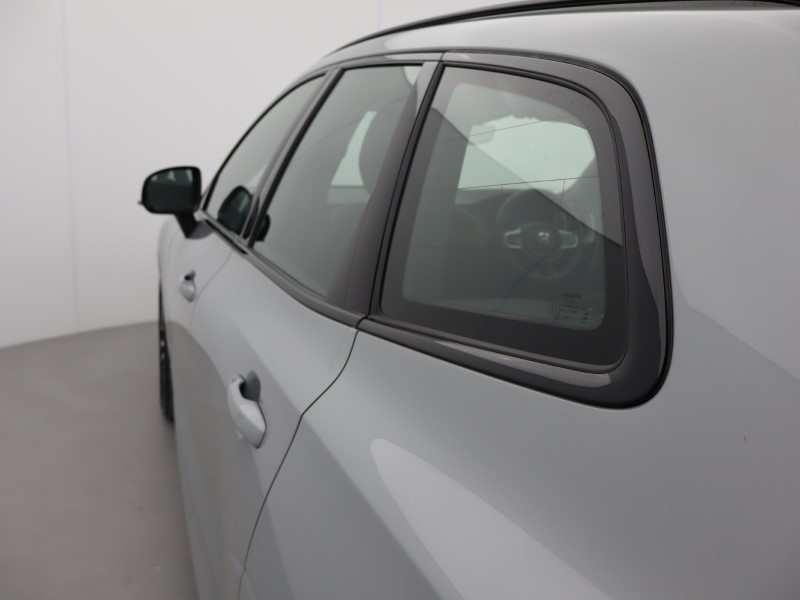 2025 (25) VOLVO XC60 2.0 B5P Plus Dark 5dr AWD Geartronic 5406020