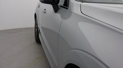 2025 (25) VOLVO XC60 2.0 B5P Plus Dark 5dr AWD Geartronic 5406013